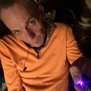 Meet your Posher, Dennis